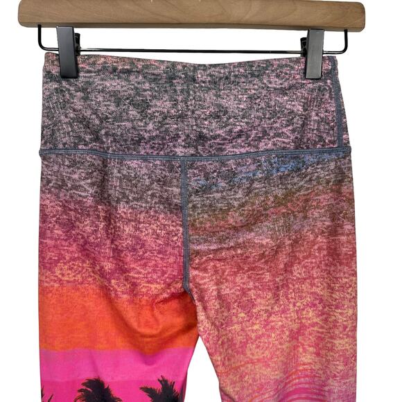 Victoria's Secret Sport VSX Knockout Tropical Sunset Beach Palm Tree Leggings - Picture 3 of 5